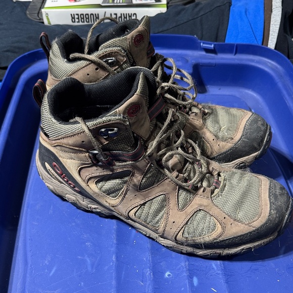 Men\'s Brown Hiking Boots
